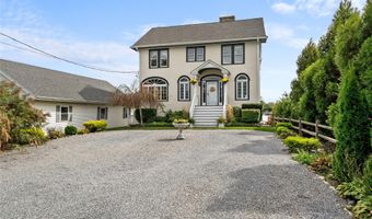 260 Ocean Ave, Amityville, NY 11701