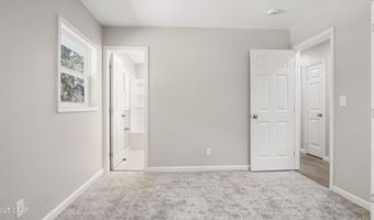 53 Bayshore Dr, Apalachicola, FL 32320