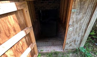 805 Mcrae Rd, Camden, SC 29020