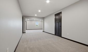 12869 387th Ave, Aberdeen, SD 57401