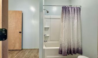 1020 N 1st St, Arkansas City, KS 67005