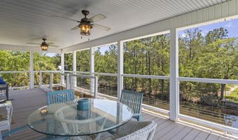4229 21st Ave, Bay St. Louis, MS 39520