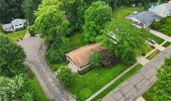 821 Cliffside Dr, Akron, OH 44313