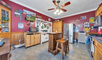 901 Bedford Ave, Altavista, VA 24517