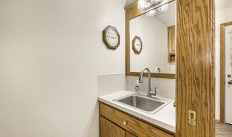 2609 Lakeview Dr, American Falls, ID 83221