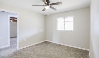 2406 Yale Ave, Alamogordo, NM 88310