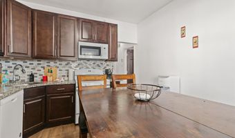 81 HUMPHREY Ave, Bayonne, NJ 07002