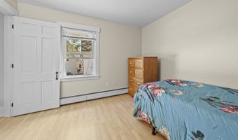 7 School St, Allenstown, NH 03275