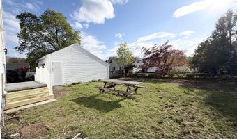 102 Benham St, Bristol, CT 06010