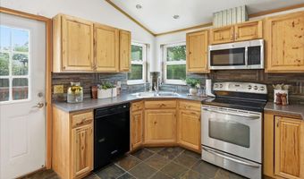 2211 ROOKS Ave, Cheyenne, WY 82007