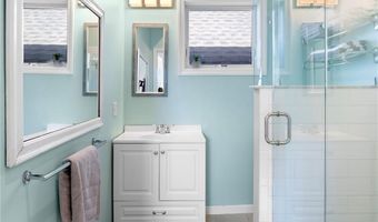 3 Carroll Ave, Newport, RI 02840