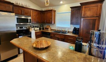 703 Kenny St, Ava, MO 65608