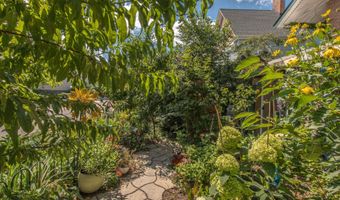 921 E Huron St 6, Ann Arbor, MI 48104
