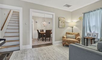 748 Riverside Dr, Augusta, ME 04330