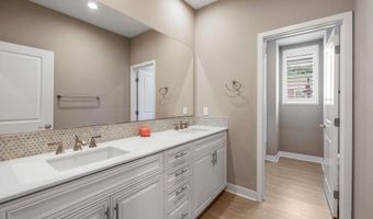 1105 Hibiscus Way, Oceanside, CA 92054