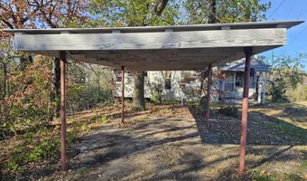 444 E 8th St, Baxter Springs, KS 66713