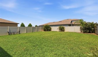 5052 WHITE CHICORY Dr, Apollo Beach, FL 33572