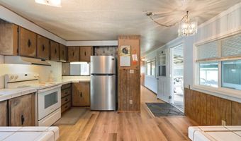 7080 THURSTON Rd 2, Springfield, OR 97478