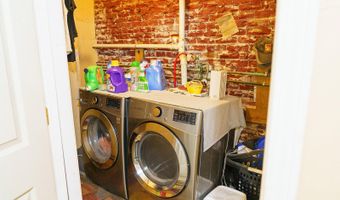117 W Main St, Ash Grove, MO 65604