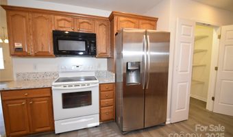 2702 Plantation Way, Albemarle, NC 28001