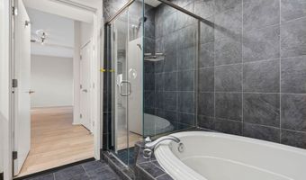 3409 WILSON Blvd 301, Arlington, VA 22201