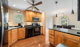 6 Juniper Rd, Alloway, NJ 07422