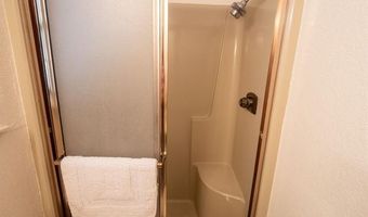 2717 Ridgeway St, Ardmore, OK 73401