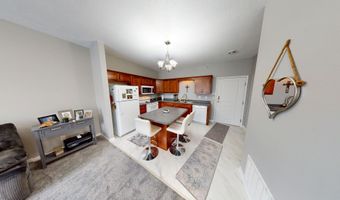 4510 Twain Cir 102, Ames, IA 50014