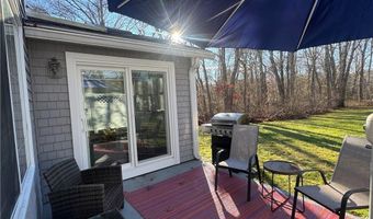 10 Parsley Ln, Narragansett, RI 02874