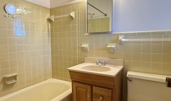 238 Lakeview Dr, Blacksburg, SC 29702