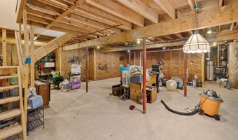 72 Morrill Dr, Burlington, VT 05408