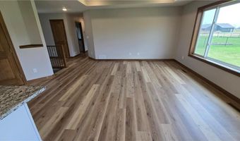 1309 18th St NE, Austin, MN 55912