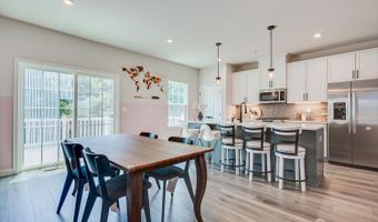 220 Anchor Way, Aberdeen, NJ 07721