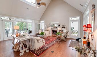 376 Lakeview Dr, Abbeville, AL 36310