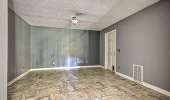 19328 Stirrup Dr, Abingdon, VA 24211