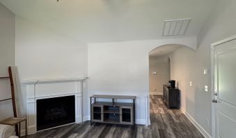 711 Burbrook Ln, Boiling Springs, SC 29316