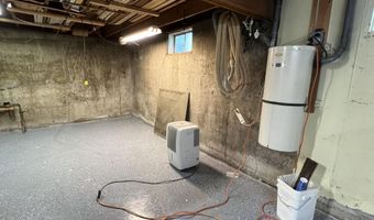 277 Pearl St, Bangor, ME 04401