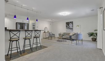 1631 Roxbury Rd B6, Columbus, OH 43212