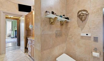 106 E CHASE St, Baltimore, MD 21202