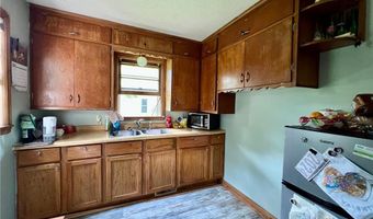 428 E Rooney Ave, Appleton, MN 56208