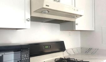 4520 KING St 706, Alexandria, VA 22302