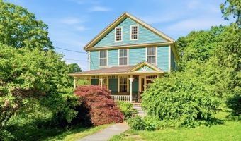 60 Chaplin St, Chaplin, CT 06235