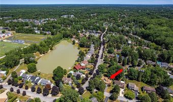 3 Carleton Ct, Amherst, NY 14221