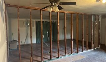 1212 Martin Luther King Blvd, Ardmore, OK 73401