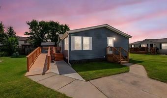 945 Tanner Lndg, Monroe, MI 48161