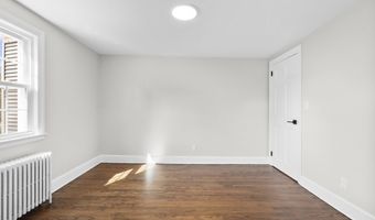 64 Fanway Ave, Bristol, CT 06010