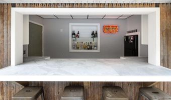 12 6th St, Barnegat, NJ 08005