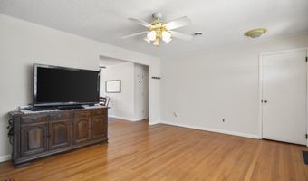 653 Ship Ave, Beachwood, NJ 08722