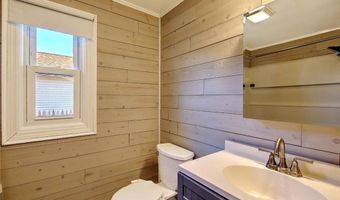 72 Vermont St, Cranston, RI 02920