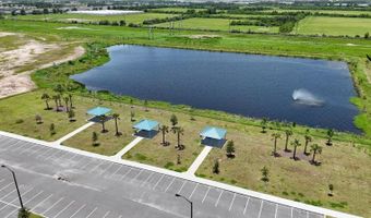 7020 OLD BENTON Dr, Apollo Beach, FL 33572